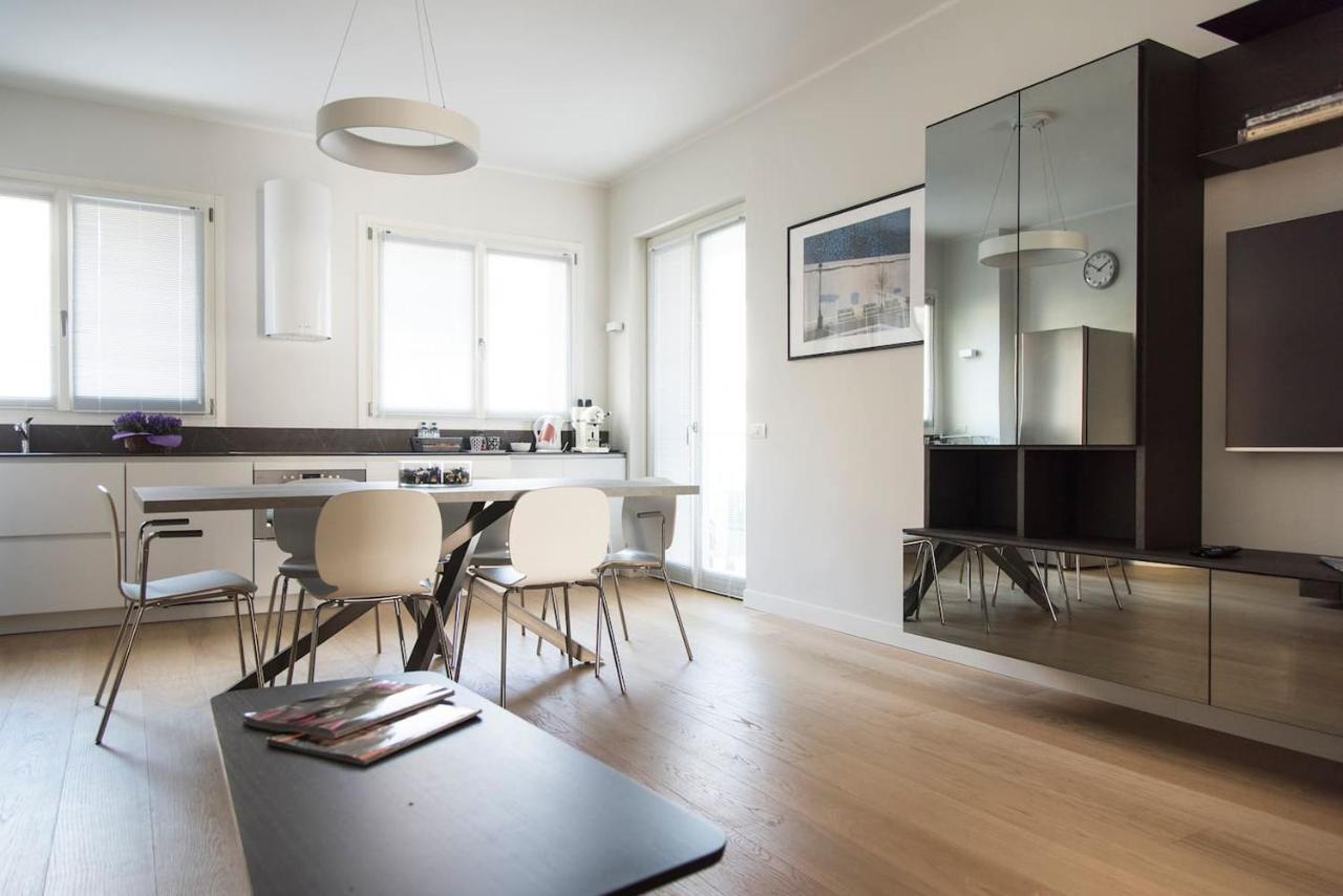 Brand New Apt , City Life District ミラノ エクステリア 写真